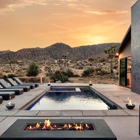 Amaru Muru - Luxury Retreat With Pool/Hot Tub/Yoga Joshua Tree Extérieur photo