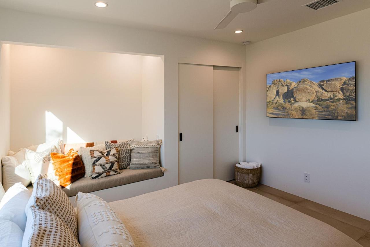 Amaru Muru - Luxury Retreat With Pool/Hot Tub/Yoga Joshua Tree Extérieur photo